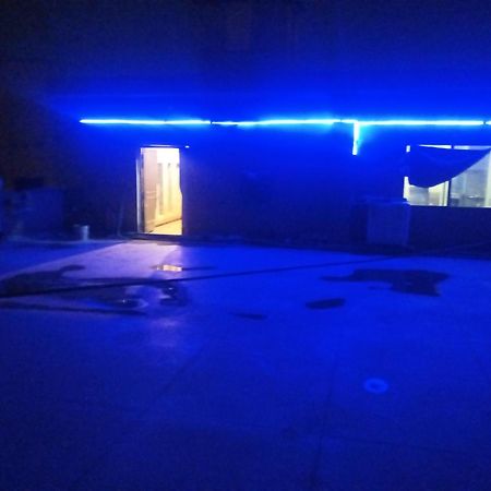 Aj Room Service Civic Center ラーワルピンディー エクステリア 写真
